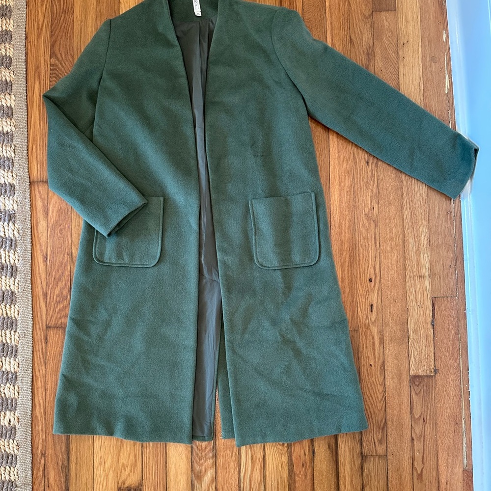 Elegant Green Women's Coat